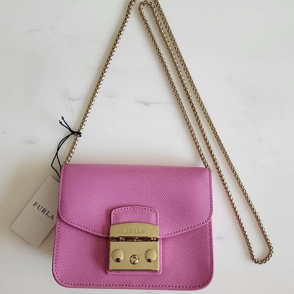 BNWT – Slightly Imperfect [Furla Metropolis Mini Crossbody Chain Bag] (#3) - Picture 3 of 9
